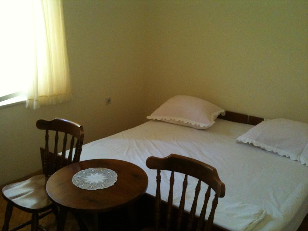 Hostel Guesthouse Mira Omiš Camera foto